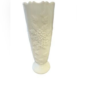 Beautiful Vintage Milk Glass Vase with Grape Design